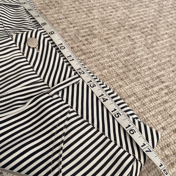 Shein Black and White wide leg, stripped slacks - Picture 7 of 8